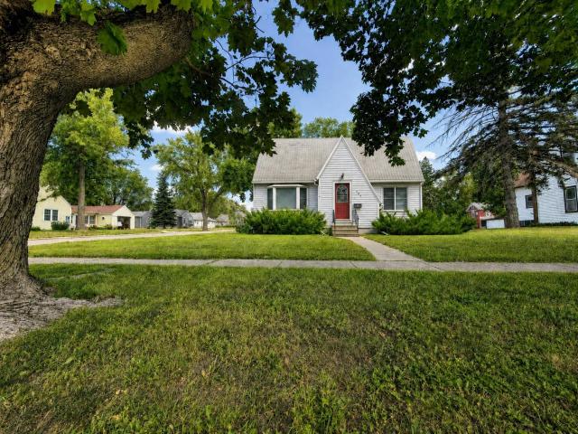 220 N 12 Street