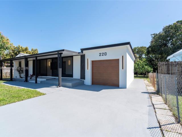 220 NW 144th St, Miami, FL 33168 | MLS #A12012
