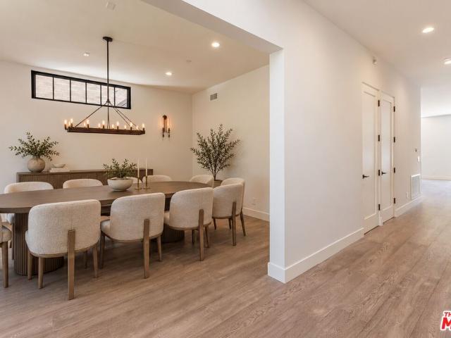 220 S Wetherly Dr, Beverly Hills, US, CA