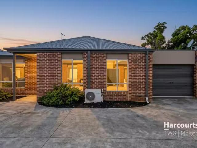 2/20 Somerton Court, DARLEY, VIC 3340 House for Rent