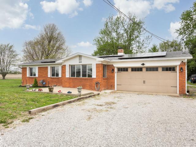 220 Shockley St, Lizton, IN 46149 | MLS #22093