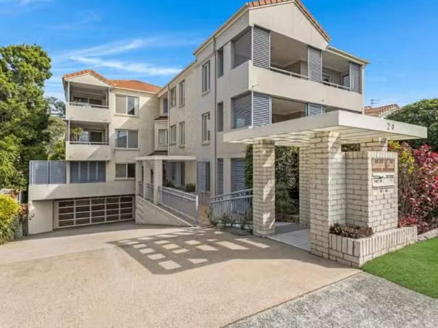 2/20 Stephens Street, Burleigh Heads, QLD 4220 Apartment for.