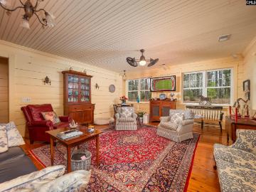 220 Roddy Dairy Lane