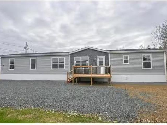 220 Rue Bella Vista St, Tracadie, NB, E1X 4V1 house for sale.