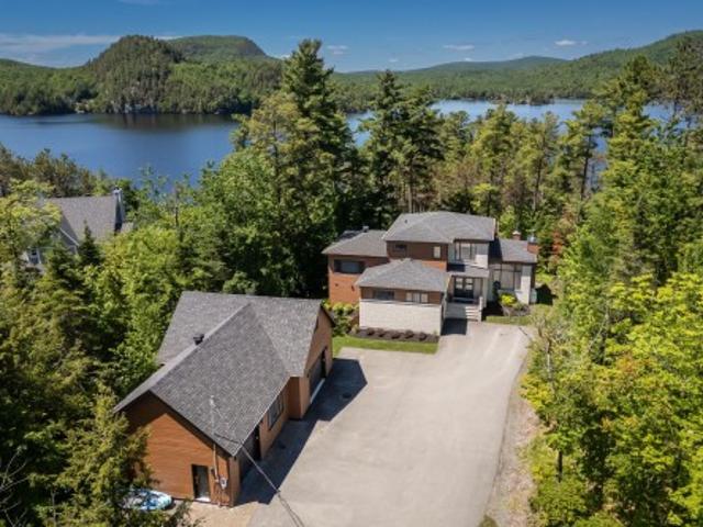 220 Rue De L'Archipel, Saint Denis De Brompton, QC, J0B 2P0 Luxury House for sale | Listing ID 14450 | Royal LePage Carriage Trade Luxury Properties
