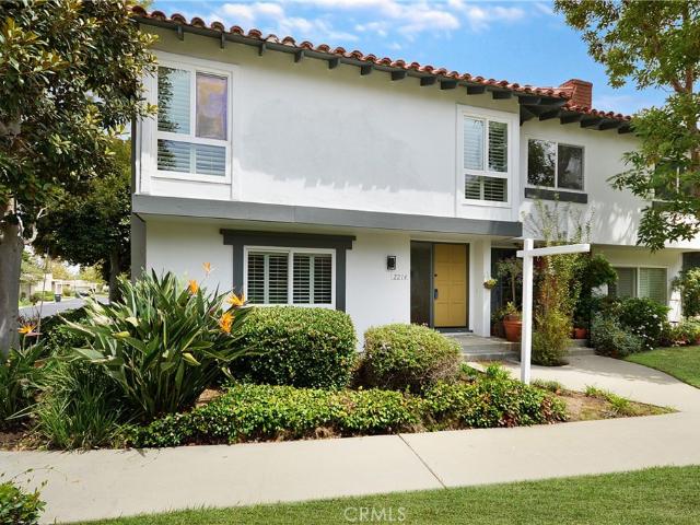 2214 Vista Hogar