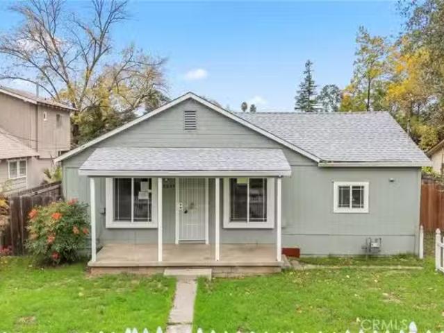 2215 LAUREL ST, CHICO, CA 95928