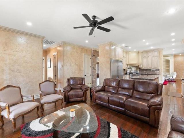 2215 Longue Vue Dr, Lake Charles, LA 70605 | MLS #SWL26001
