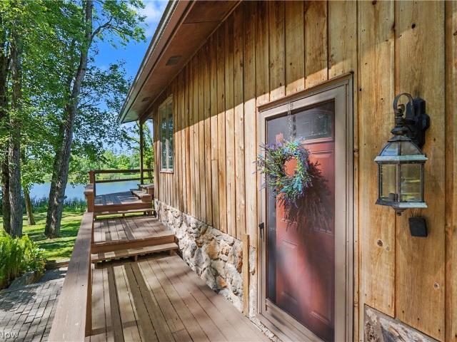 2216 N Medina Line Road