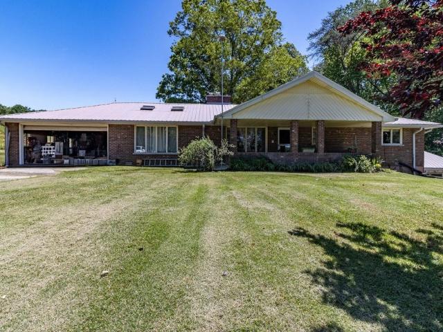 2216 Cove Hill Rd