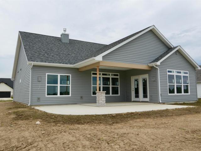 2216 Golfview Drive