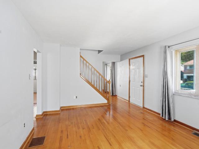 2216 Joyce Avenue