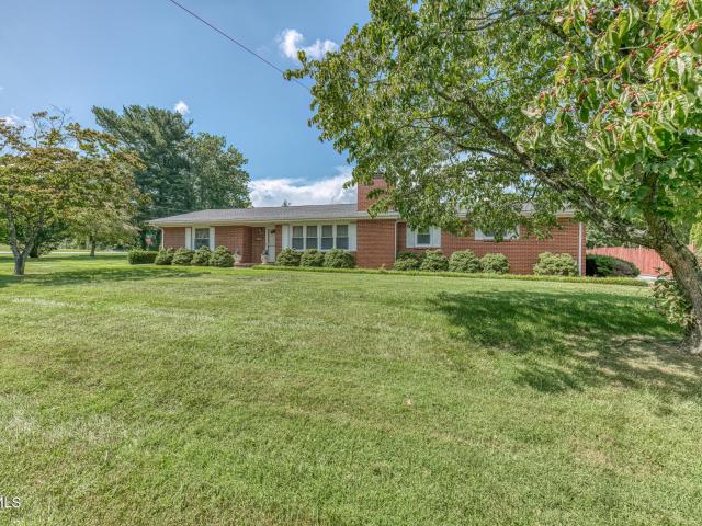 2216 Wyndale Road