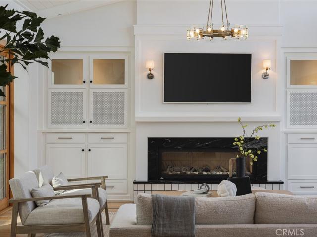 2217 Laurel Place