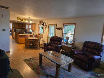 2218 Kilborn Ln