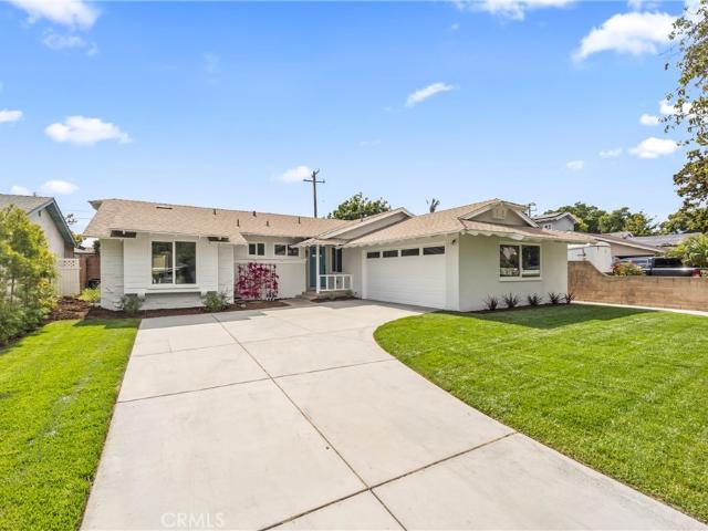 2218 Lewis