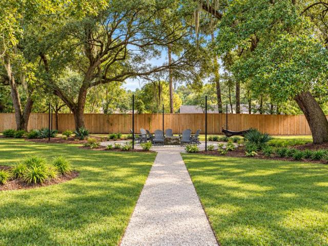 2219 Norwood Oaks Drive