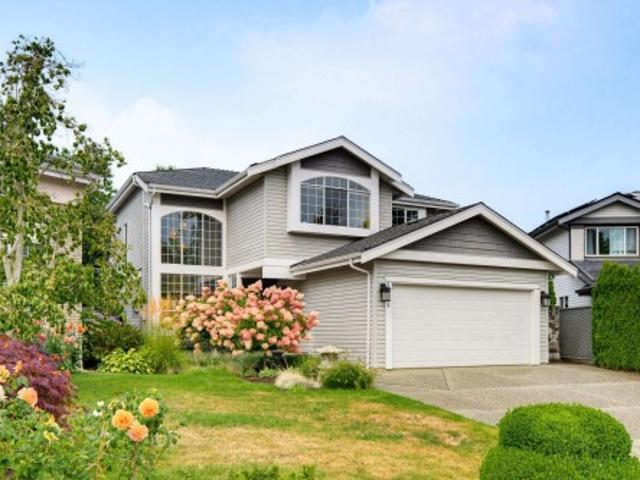 2210 A Avenue, Langley, BC, V2Z 1B5 house for sale | Listing ID R3158 | Royal LePage