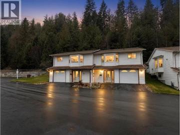 2210 Columbia Avenue Unit# 13, Castlegar, BC, V1N 2X1 house for sale | Listing ID 10370 | Royal LePage
