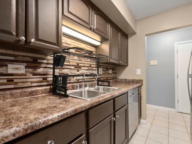2210 Country Club Drive Unit 2, Woodridge, US, IL