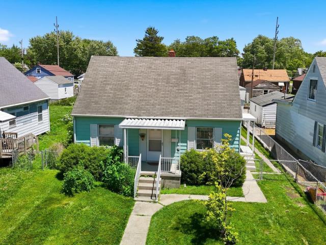 2210 S Pershing Drive