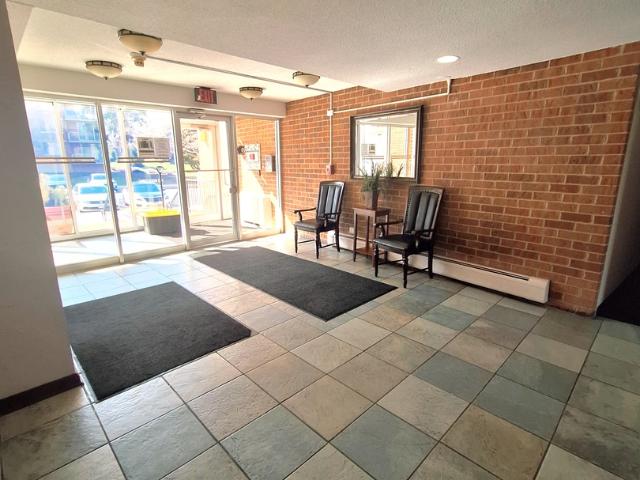 2211 S Stewart Avenue # 4A
