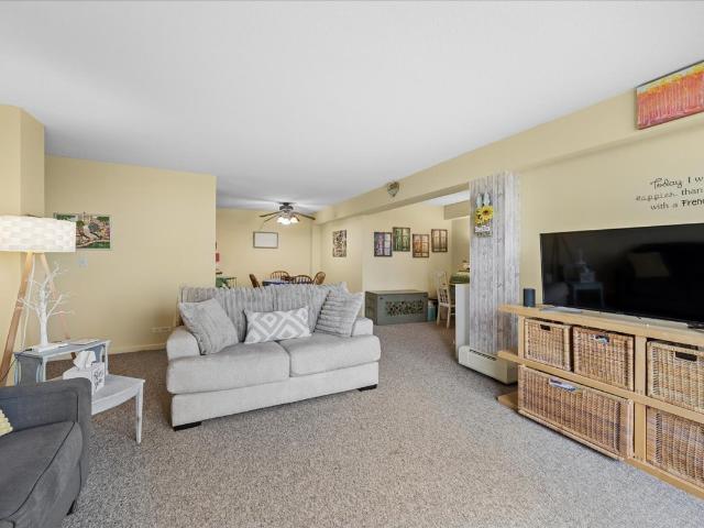 2211 S Stewart Avenue # 6D