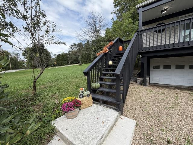 2211 Saxonburg Blvd