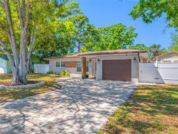 2212 NE Coachman Rd, Clearwater, FL 33765 | MLS #TB8491