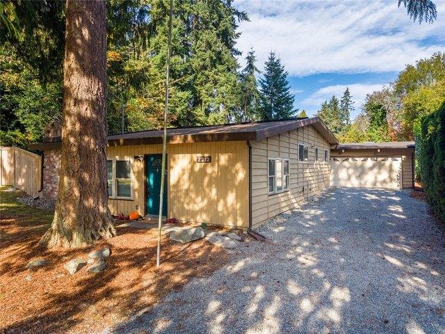 2212 NE 170th St, Shoreline, WA 98155