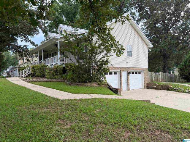 2212 Deer Run Lane
