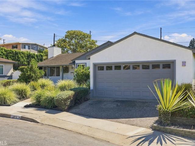 2212 Earle Court