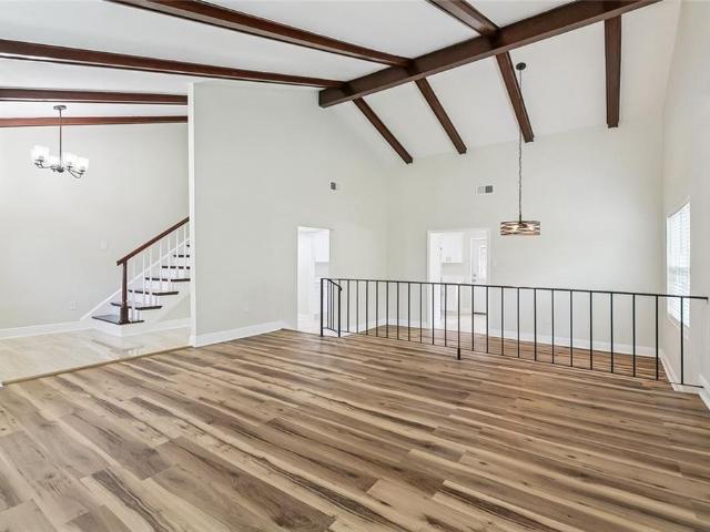 2212 Litchwood Lane