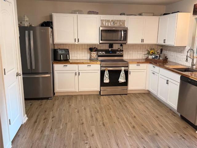 2212 Pinnacle View Drive