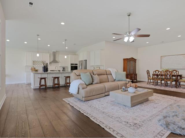 2213 Clematis Way