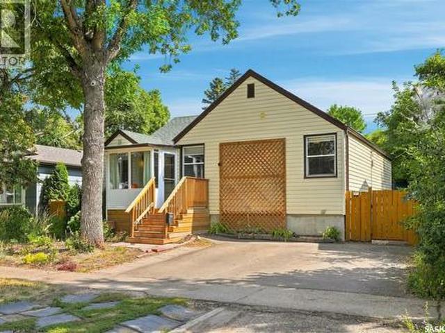 2213 Coy Avenue, Saskatoon, SK, S7M 0J4 house for sale | Listing ID SK046275 | Royal LePage