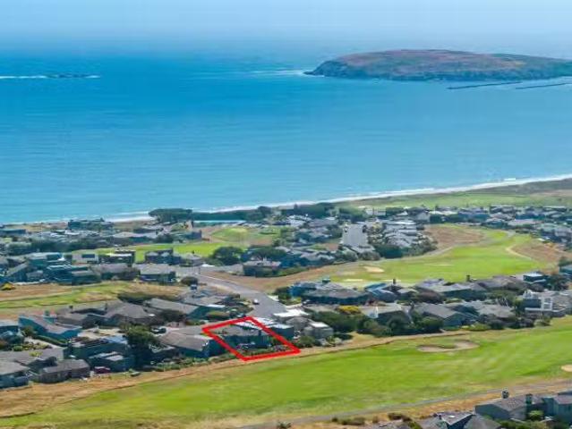 221 CONDOR CT, BODEGA BAY, CA 94923