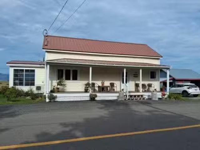 221 Ch. Du Roi, Saint Antoine De L'Isle Aux Grues, QC, G0R 1P0.