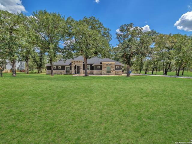 221 Cibolo Rdg, La Vernia, TX 78121 | MLS #1893