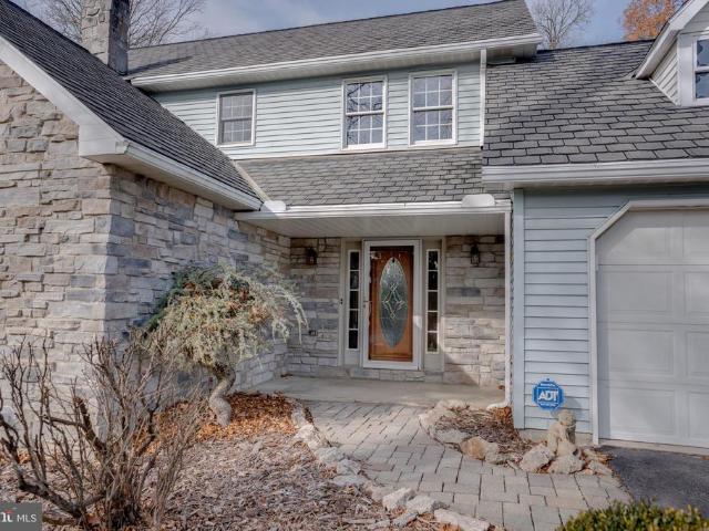 221 Cliffside Drive