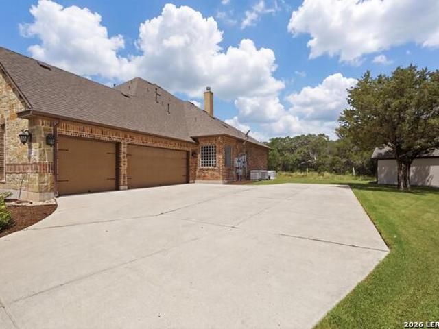 221 Allemania Dr