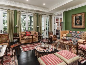 221 Atlantic Avenue, Palm Beach, US, FL