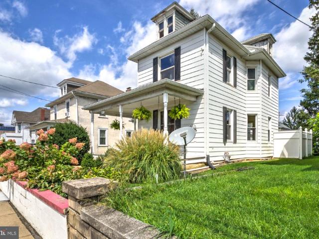221 Brimmer Avenue