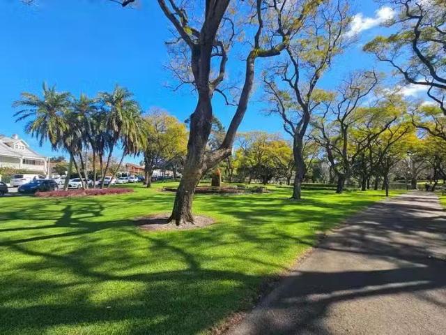 2/21 Glendower Street, Perth, WA 6000