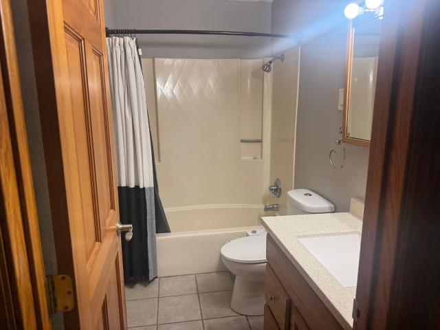 221 Grand Avenue W # 306