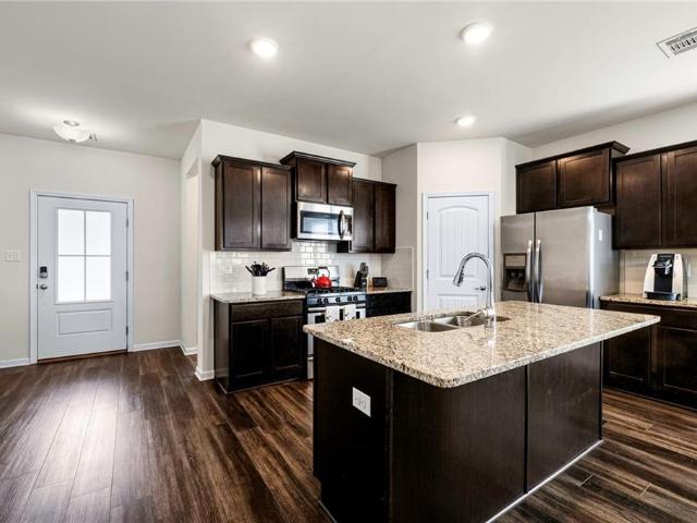 221 Grand Isle Court