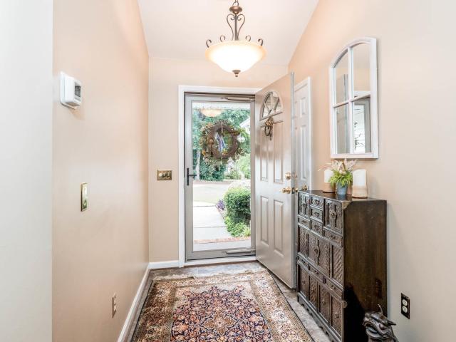 221 E Passage
