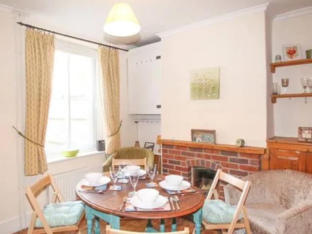 221 High Street | Studio townhouse for rent #154139169 | Rentberry