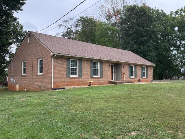 221 Oakland Drive