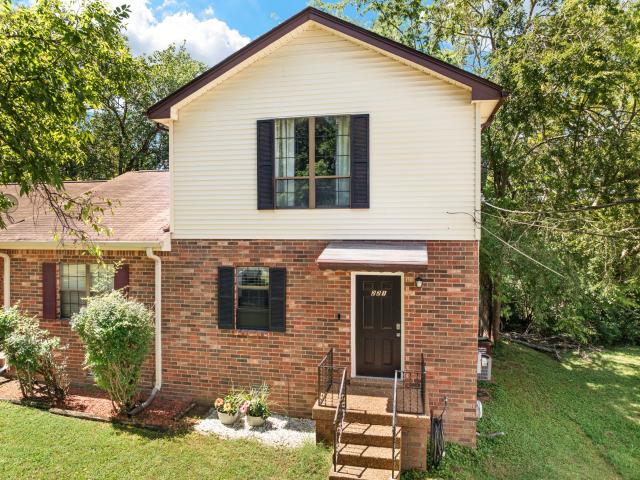 221 Macfie Dr